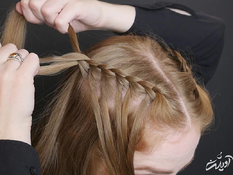 ۹ روش خانگی و ساده برای فر کردن مو